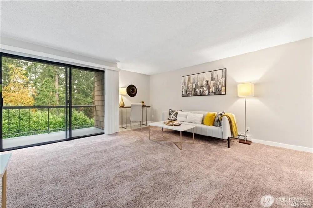 6858 139th Avenue NE #708 Redmond, WA 98052