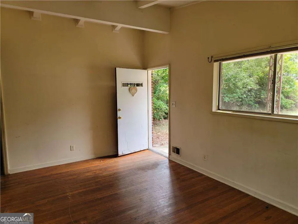 4218 Chamblee Tucker RD Doraville, GA 30340