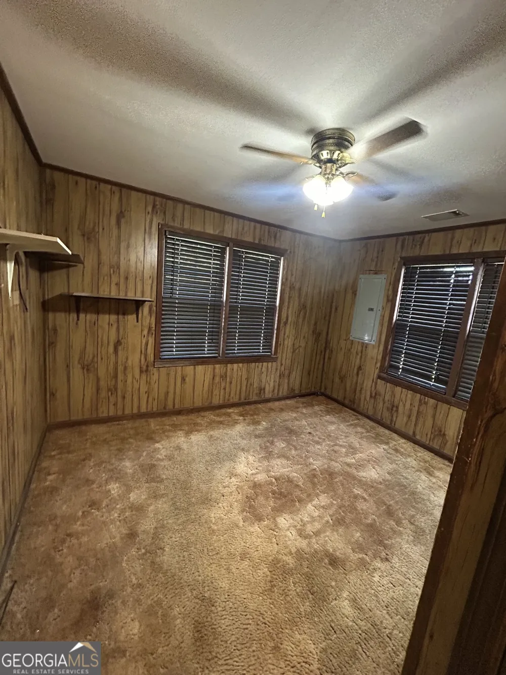 63 Clairmont AVE Elberton, GA 30635