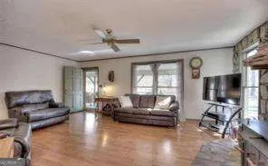 403 N Stringer RD Canton, GA 30115