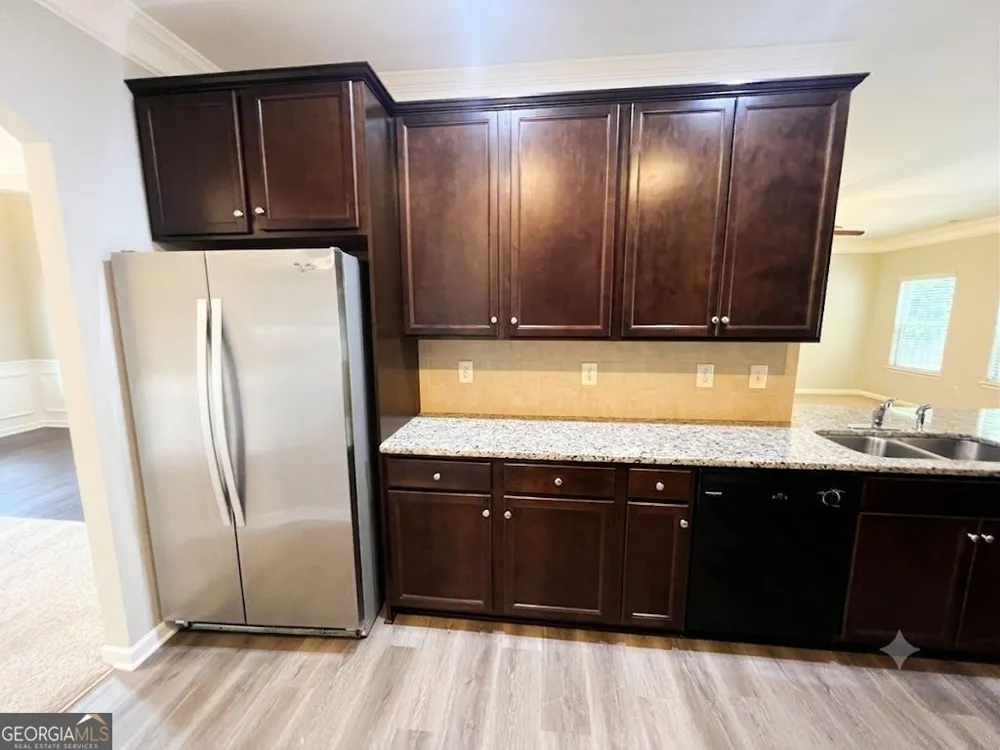 1086 Blind Brook CIR Hoschton, GA 30548