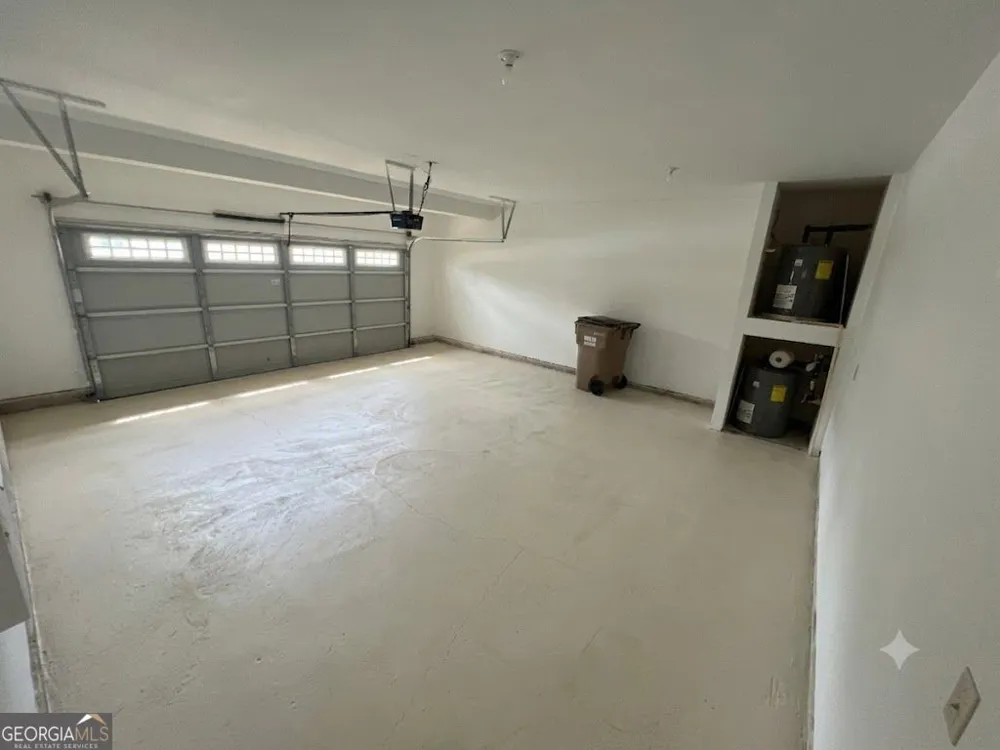 1086 Blind Brook CIR Hoschton, GA 30548