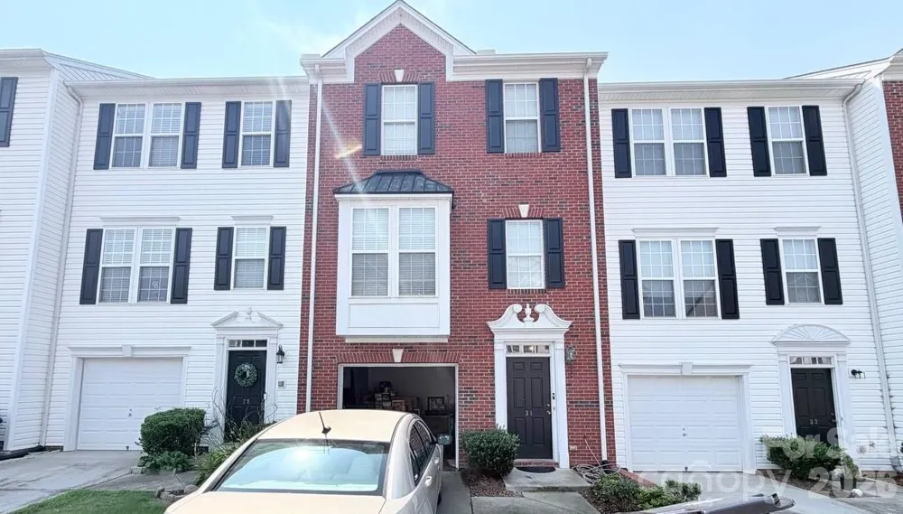 31 Heritage Oak Way Simpsonville, SC 29681