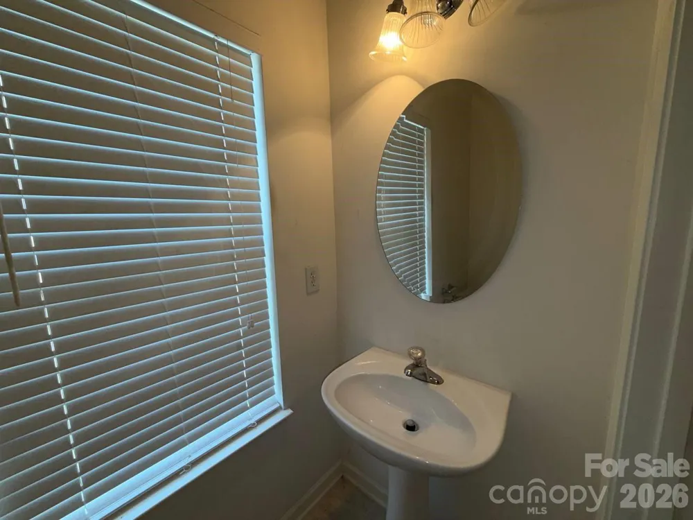 31 Heritage Oak Way Simpsonville, SC 29681