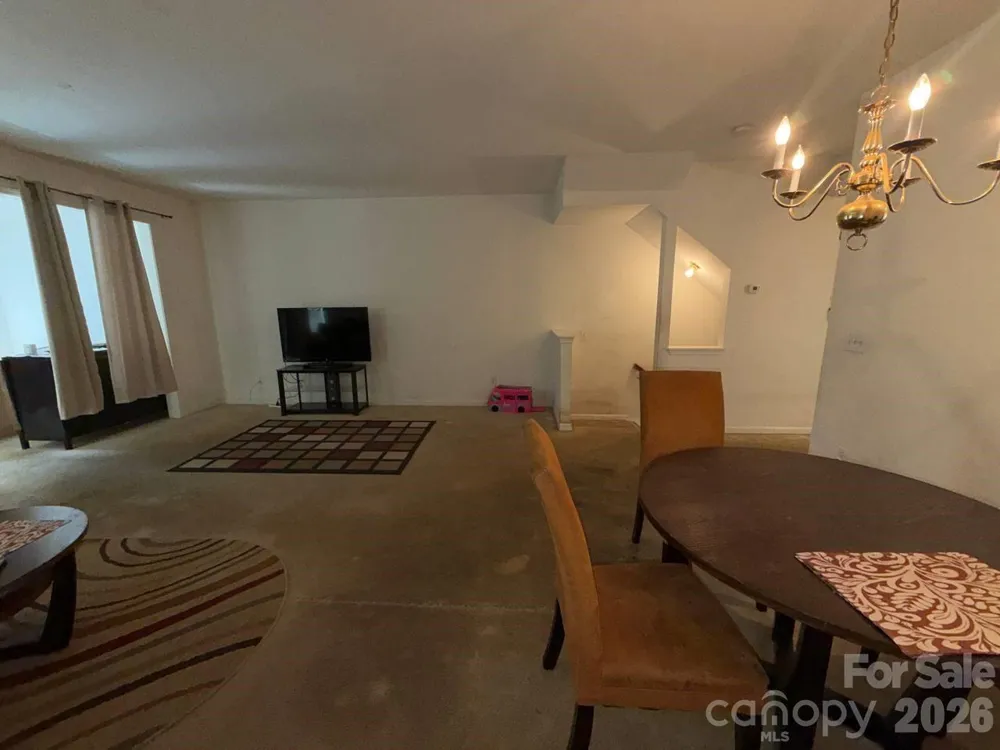 31 Heritage Oak Way Simpsonville, SC 29681