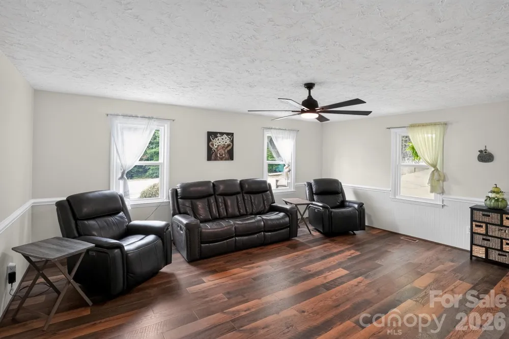 761 Bowles Farm Road Statesville, NC 28625