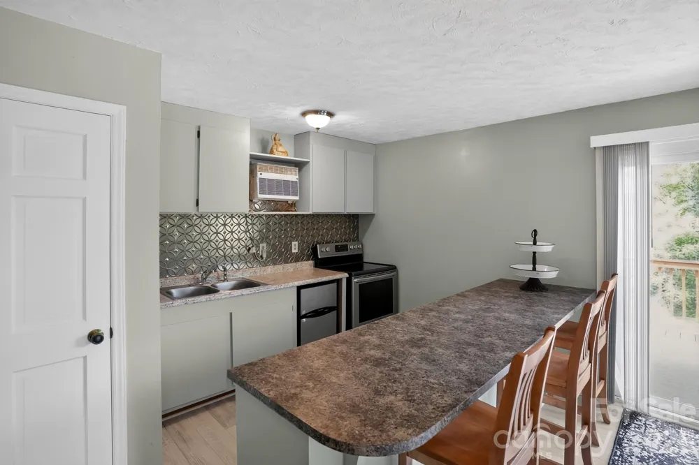761 Bowles Farm Road Statesville, NC 28625