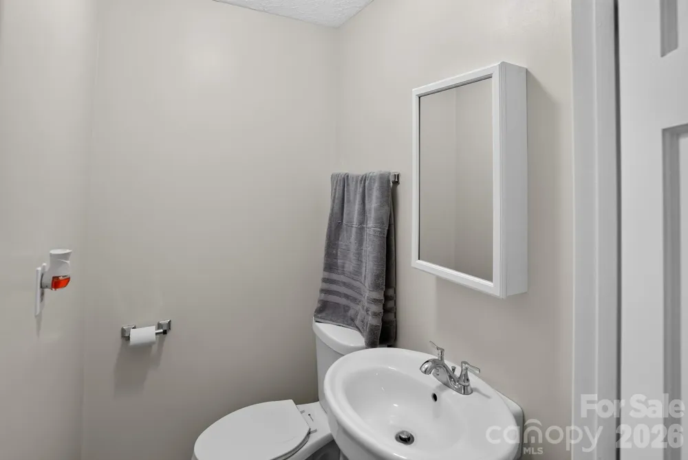 761 Bowles Farm Road Statesville, NC 28625