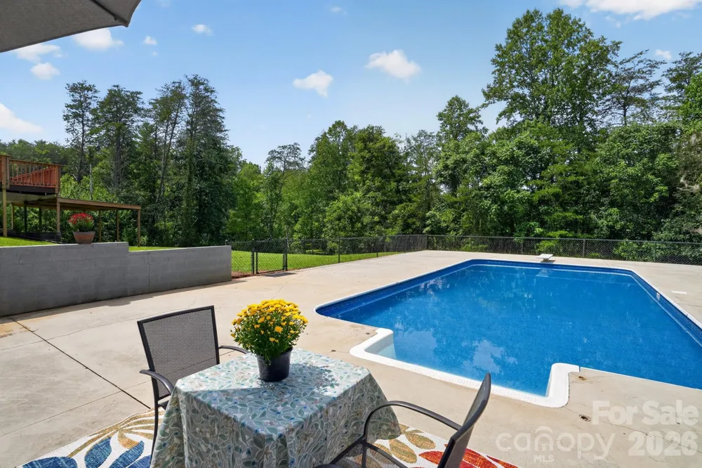 761 Bowles Farm Road Statesville, NC 28625