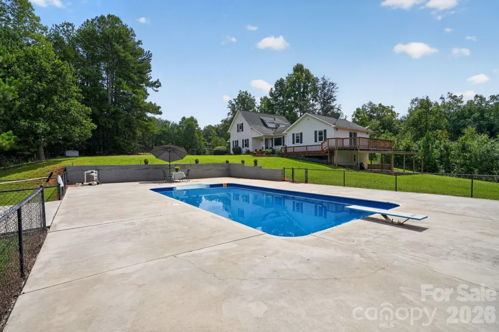 761 Bowles Farm Road Statesville, NC 28625