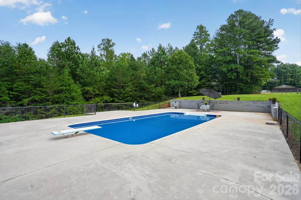 761 Bowles Farm Road Statesville, NC 28625