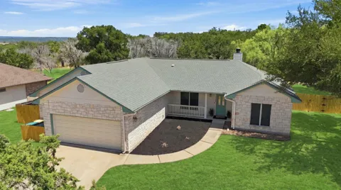 3303 E Scenic Loop