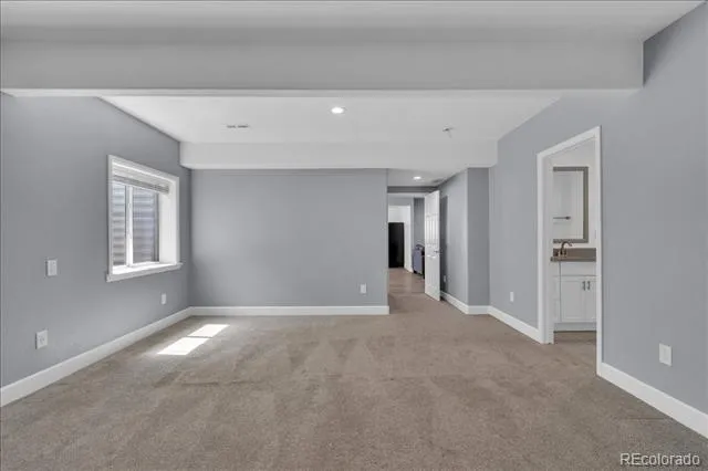 413 De Gaulle Court Aurora, CO 80018
