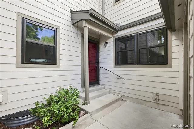 7925 W Layton Avenue #302 Denver, CO 80123