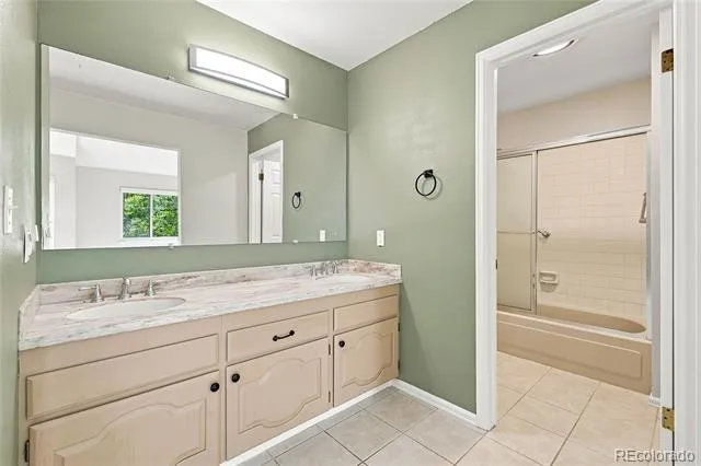 7925 W Layton Avenue #302 Denver, CO 80123