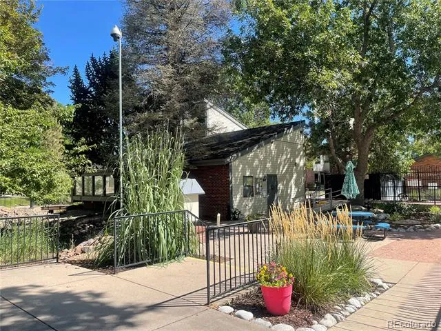 7925 W Layton Avenue #302 Denver, CO 80123