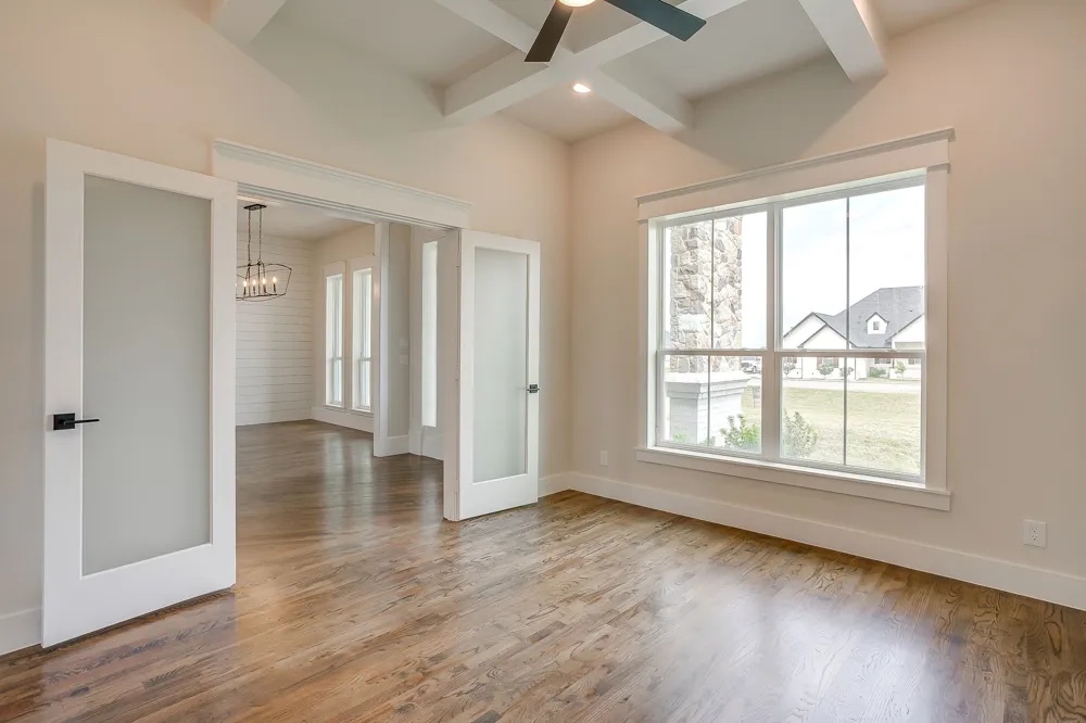 1001 Magnolia Court Springtown, TX 76082
