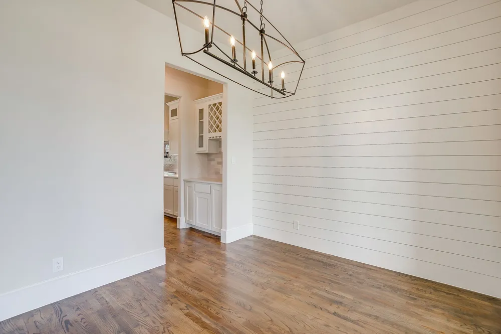 1001 Magnolia Court Springtown, TX 76082