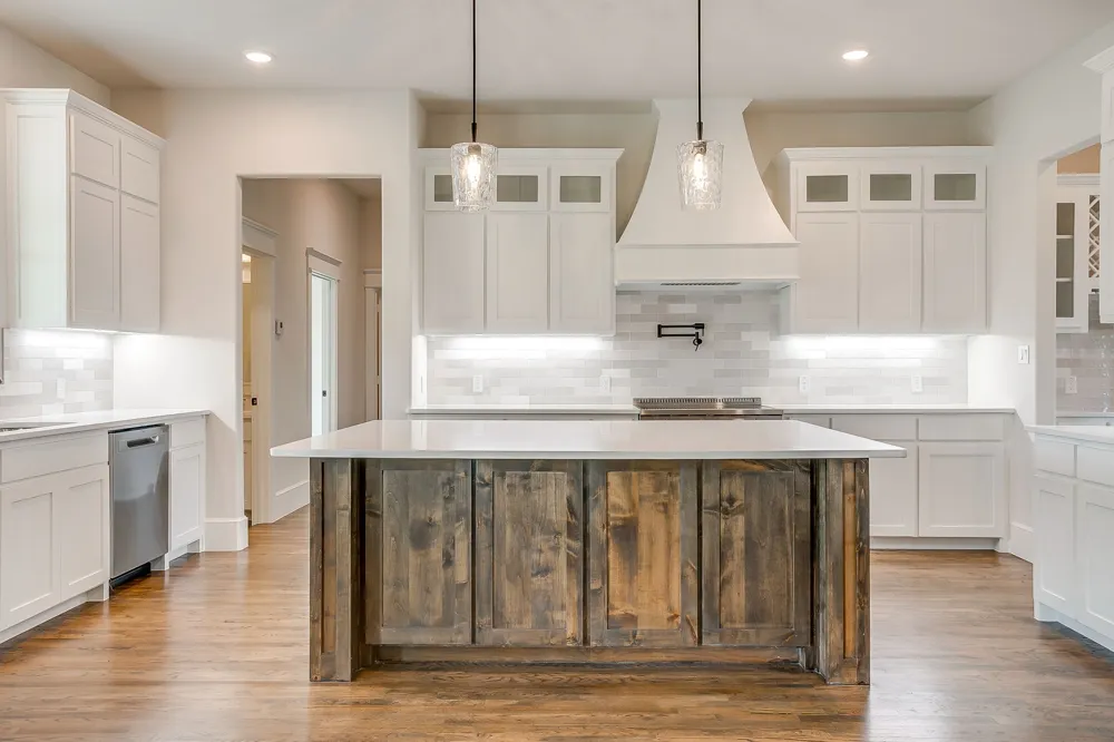 1001 Magnolia Court Springtown, TX 76082