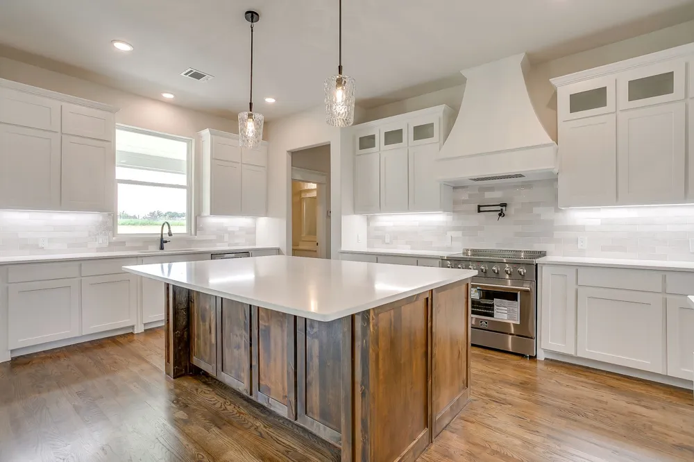 1001 Magnolia Court Springtown, TX 76082