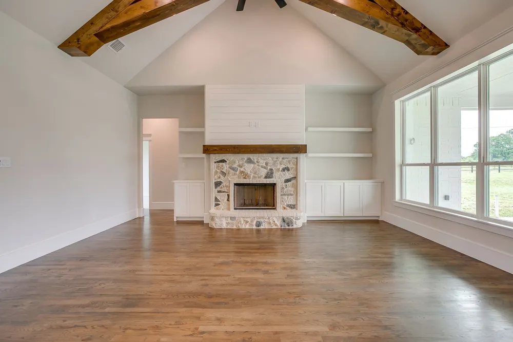 1001 Magnolia Court Springtown, TX 76082