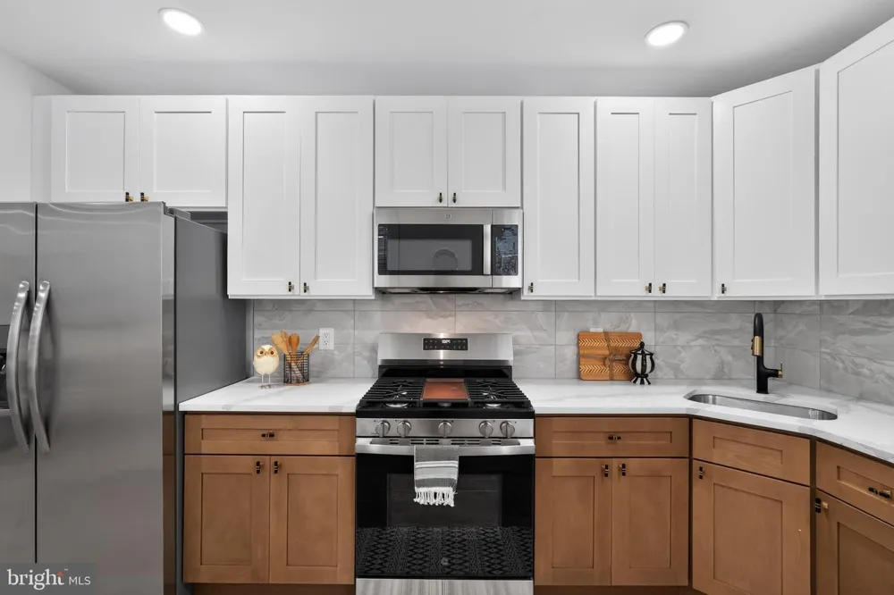 3014 SALMON Philadelphia, PA 19134