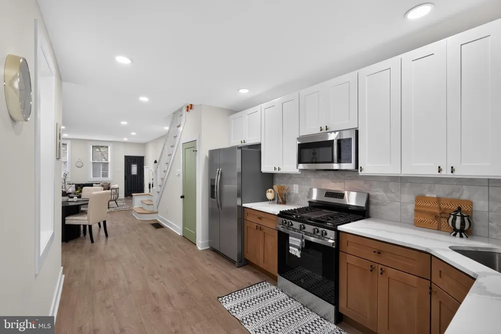 3014 SALMON Philadelphia, PA 19134