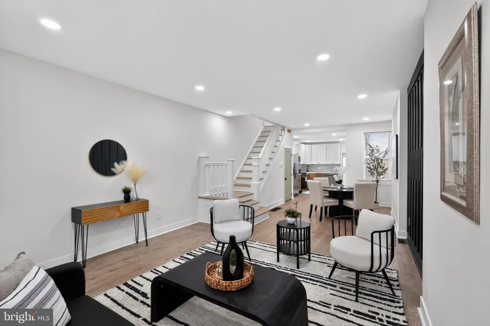3014 SALMON Philadelphia, PA 19134
