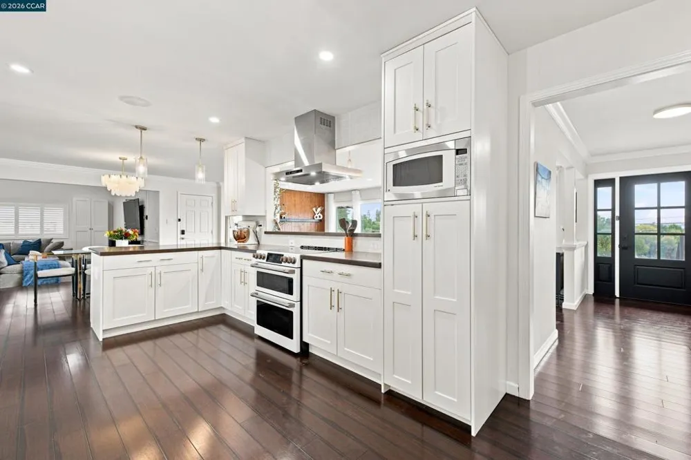 186 Paso Nogal Rd Pleasant Hill, CA 94523