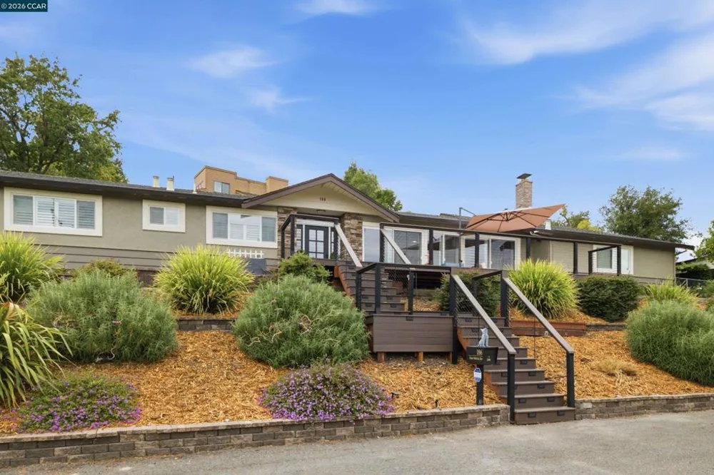 186 Paso Nogal Rd Pleasant Hill, CA 94523