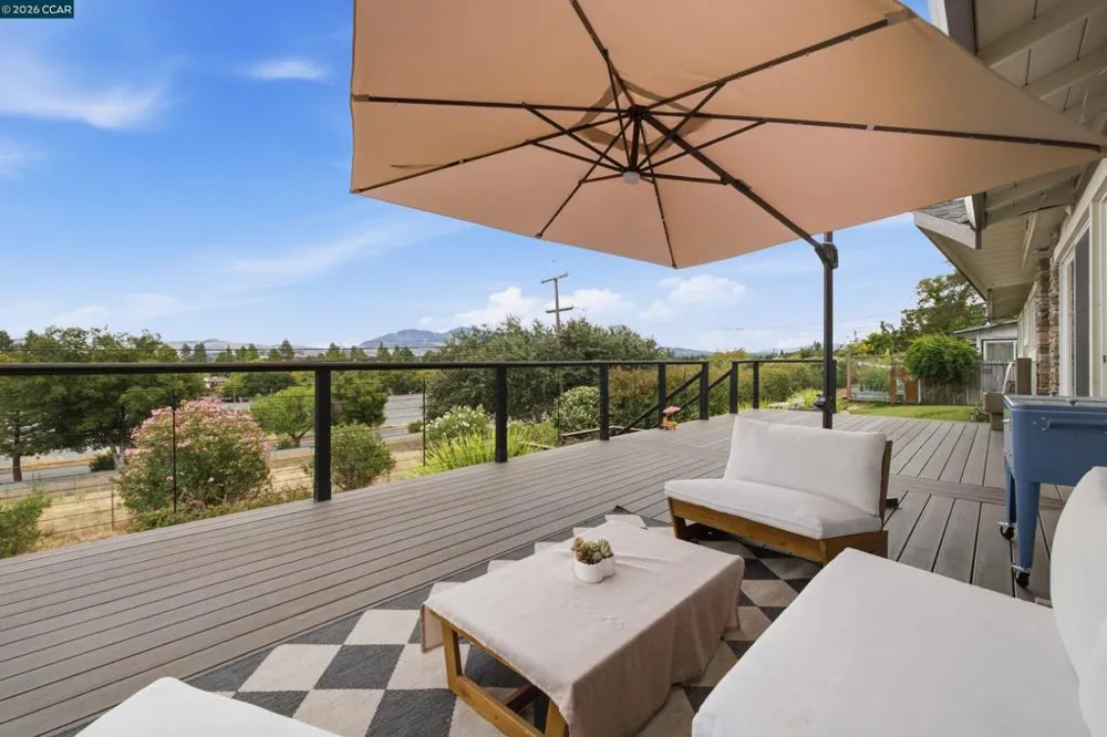 186 Paso Nogal Rd Pleasant Hill, CA 94523
