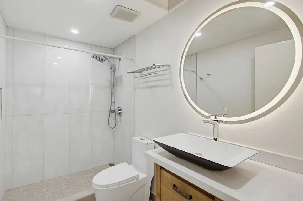 5605 Soledad Mountain Rd La Jolla, CA 92037