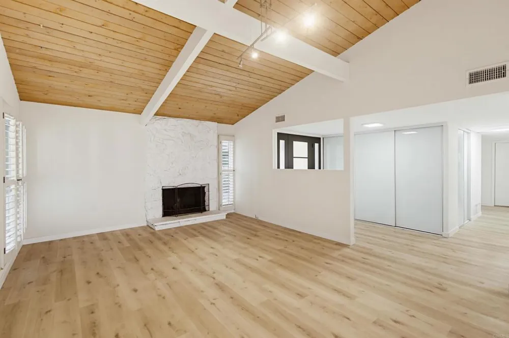 5605 Soledad Mountain Rd La Jolla, CA 92037