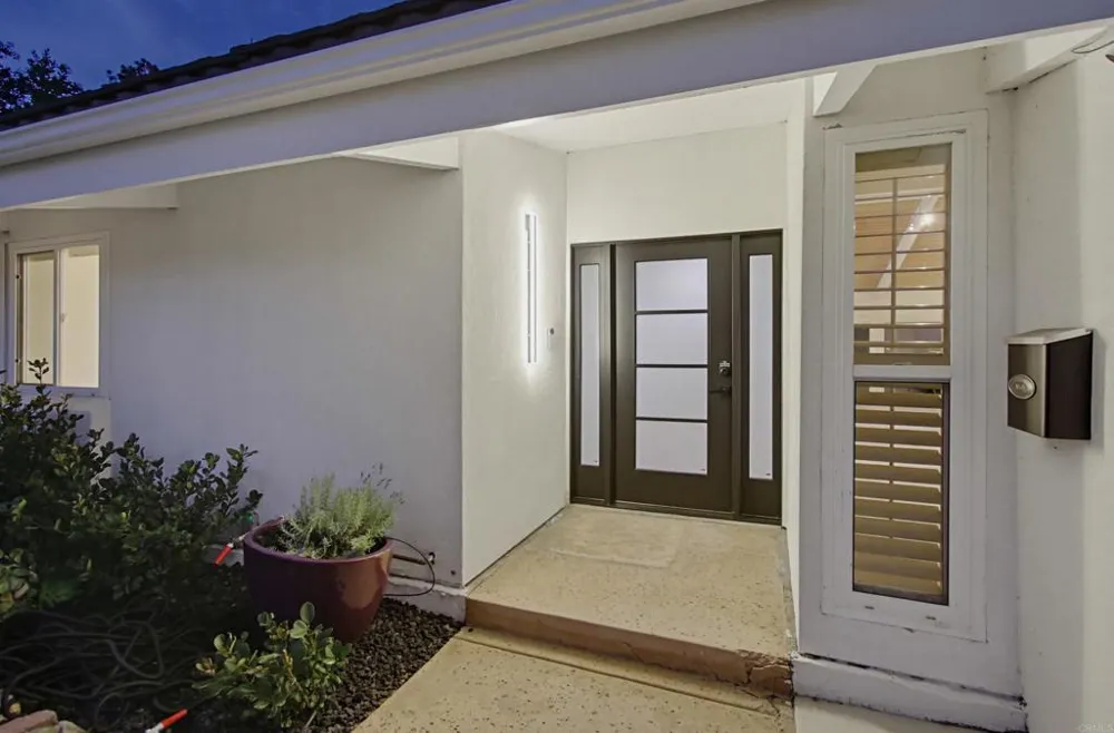 5605 Soledad Mountain Rd La Jolla, CA 92037