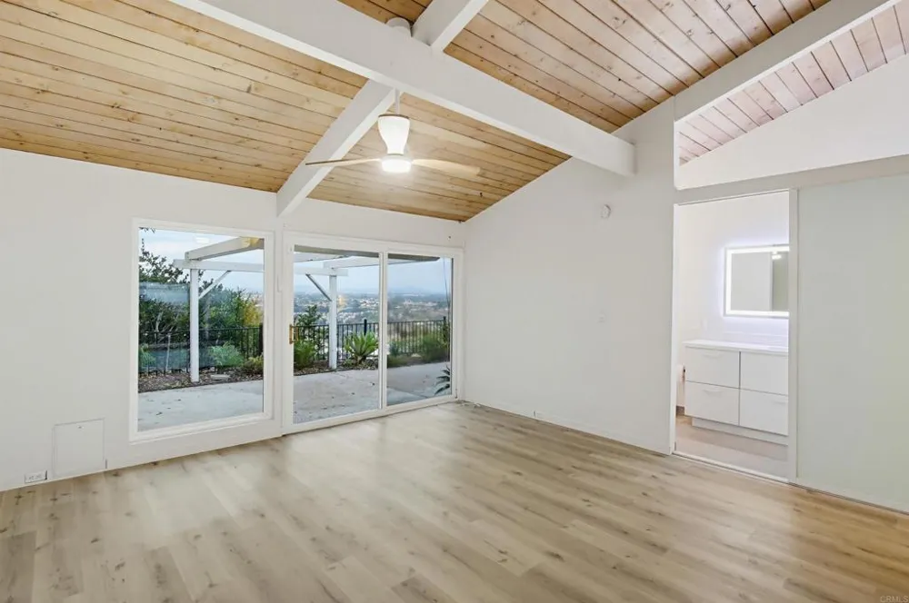 5605 Soledad Mountain Rd La Jolla, CA 92037