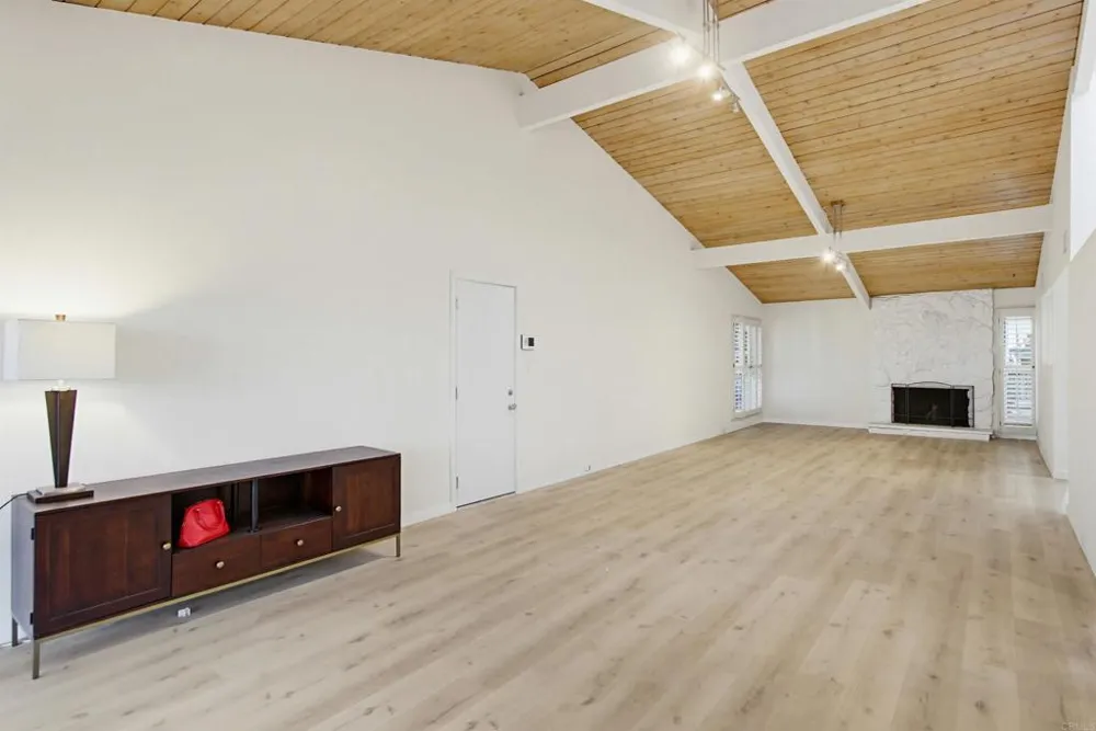 5605 Soledad Mountain Rd La Jolla, CA 92037