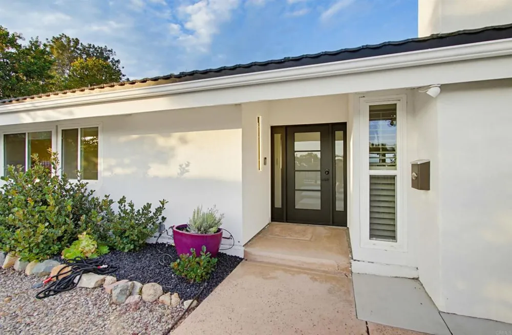 5605 Soledad Mountain Rd La Jolla, CA 92037