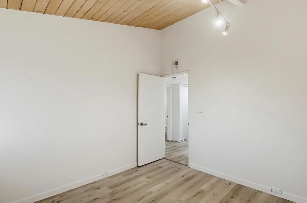 5605 Soledad Mountain Rd La Jolla, CA 92037