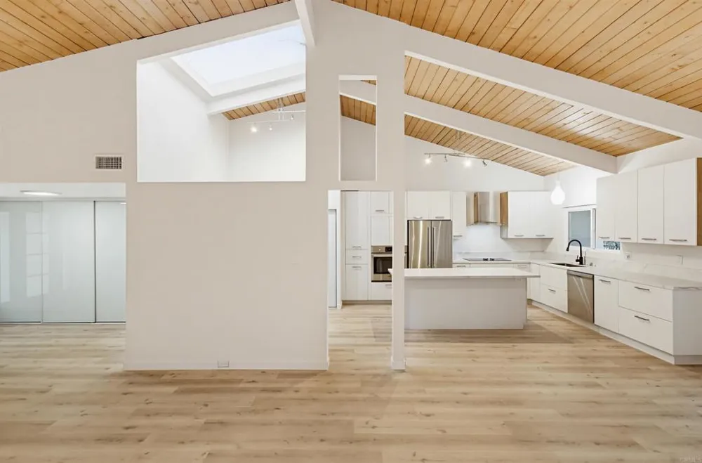 5605 Soledad Mountain Rd La Jolla, CA 92037