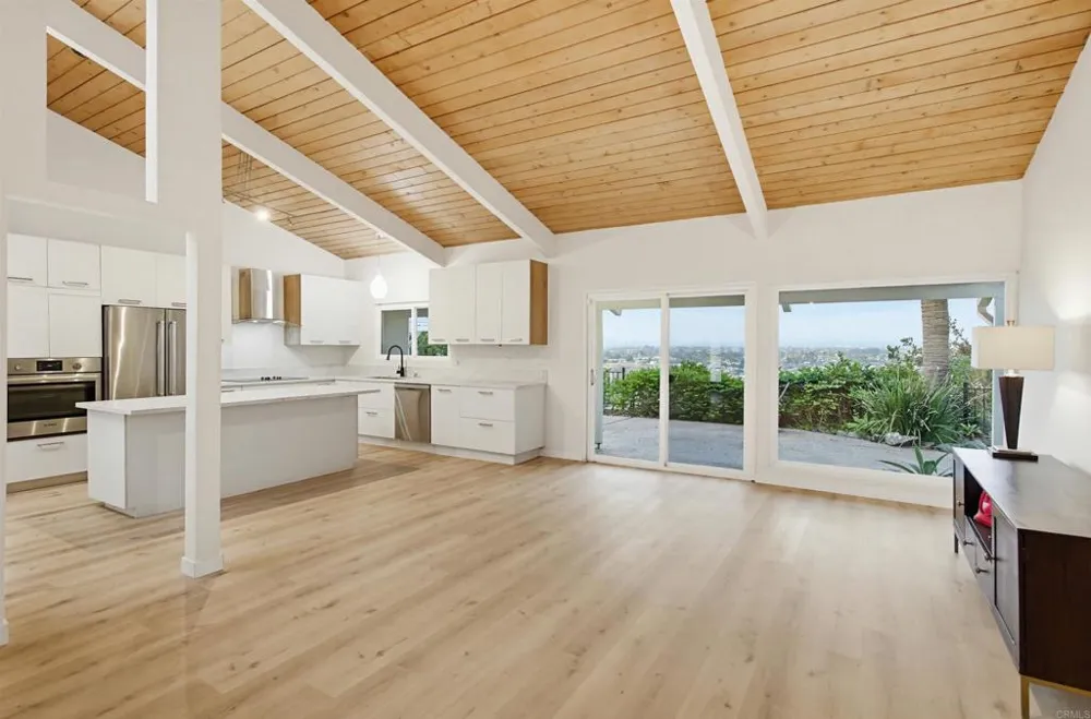 5605 Soledad Mountain Rd La Jolla, CA 92037