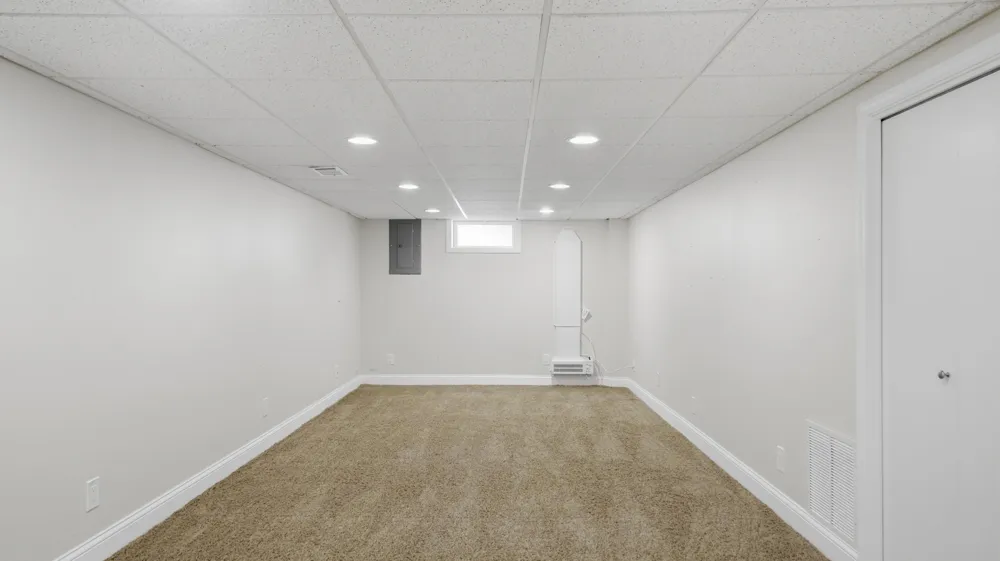 1710 S Hopkins Street Grand Haven, MI 49417