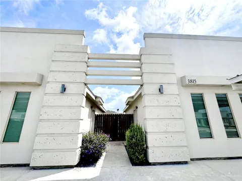 3815 Las Vistas Lane #5