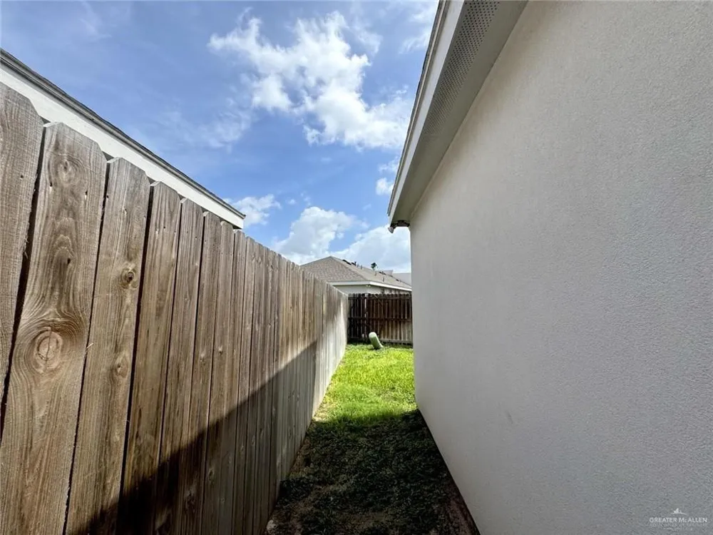3815 Las Vistas Lane #5 Mercedes, TX 78570