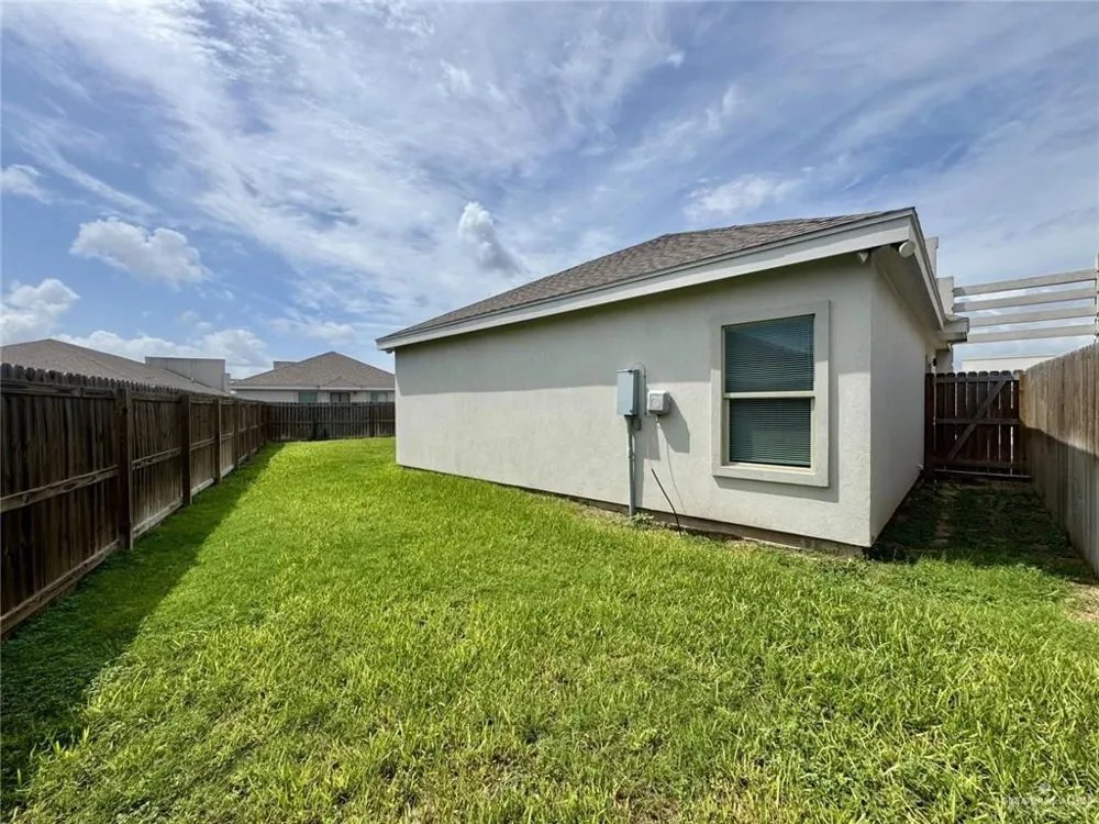 3815 Las Vistas Lane #5 Mercedes, TX 78570