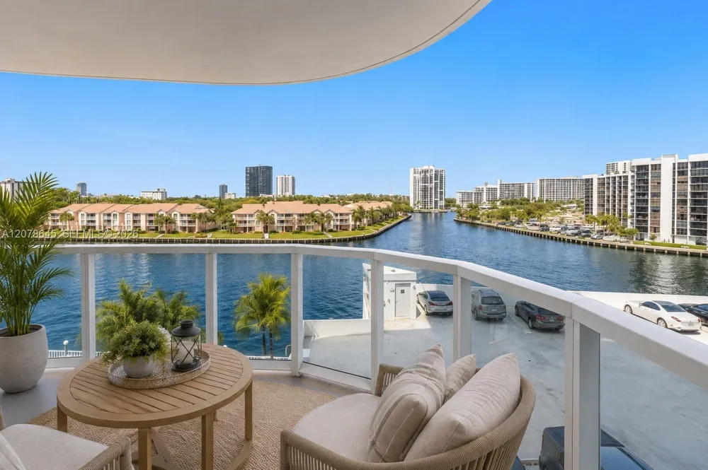 3800 S Ocean Dr #605 Hollywood, FL 33019
