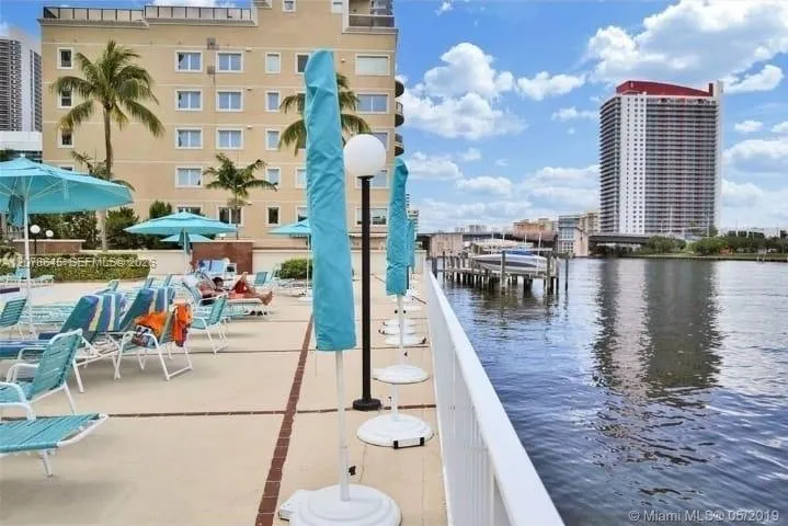 3800 S Ocean Dr #605 Hollywood, FL 33019