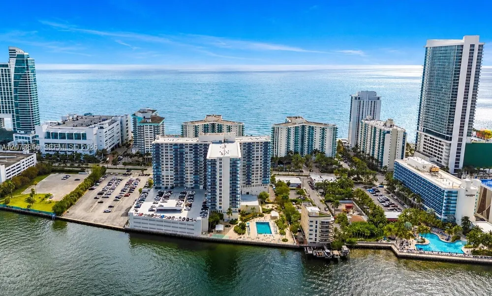 3800 S Ocean Dr #605 Hollywood, FL 33019