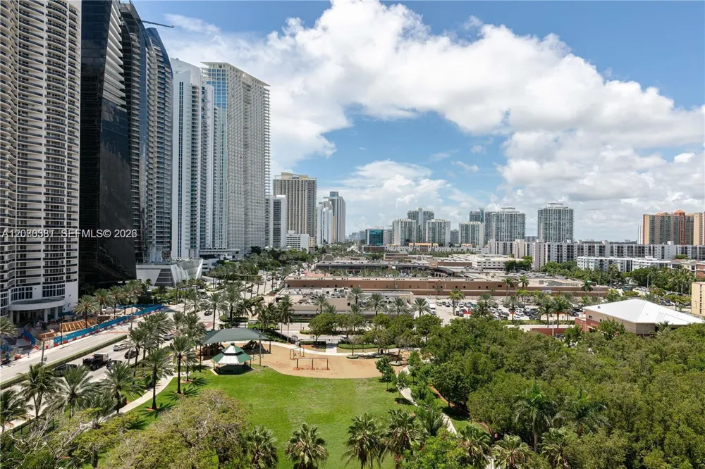 210 174th St #1201 Sunny Isles Beach, FL 33160