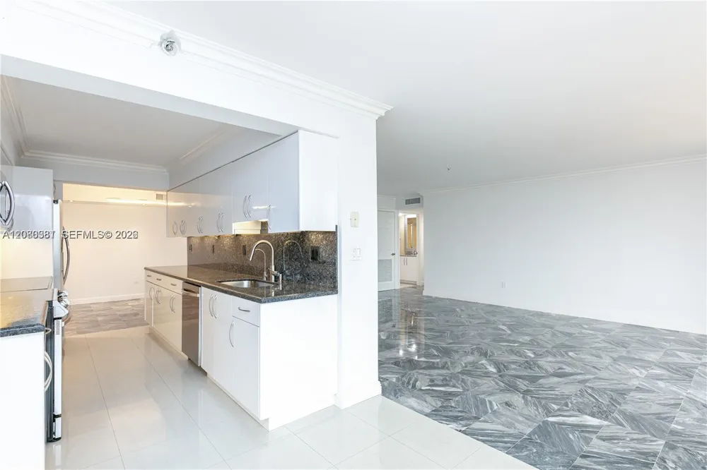 210 174th St #1201 Sunny Isles Beach, FL 33160
