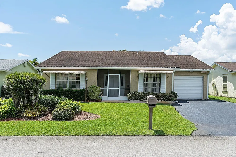 7184 PINE MANOR DRIVE Lake Worth, FL 33467